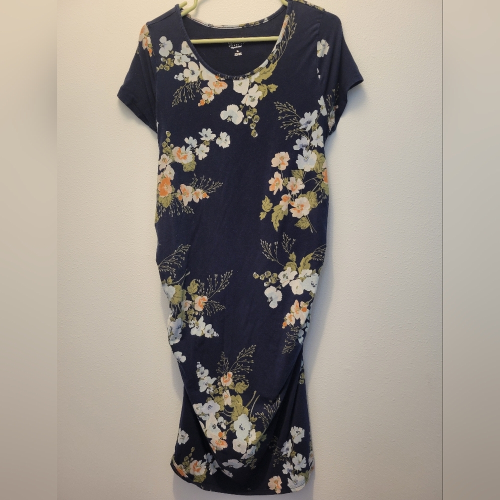 Isabel Maternity by Ingrid & Isabel Navy And Floral Dress